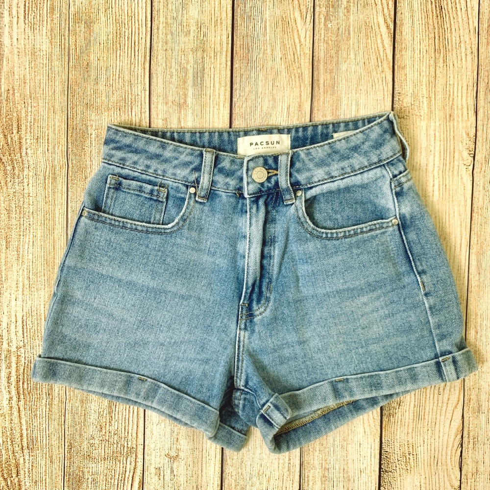 PacSun Los Angeles shorts